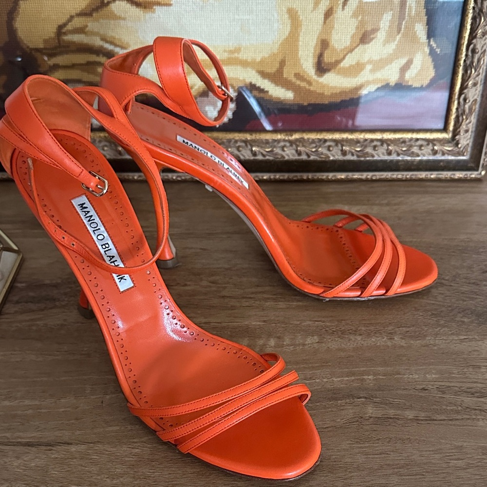 Manolo Blahnik Shoes NEW